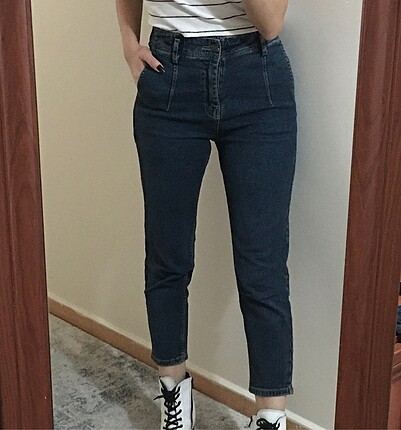 Mom Jean