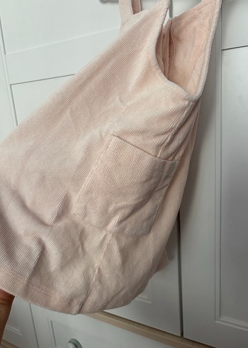 Kız Çocuk Pembe Düğmeli Askılı Tulum - Görsel 3