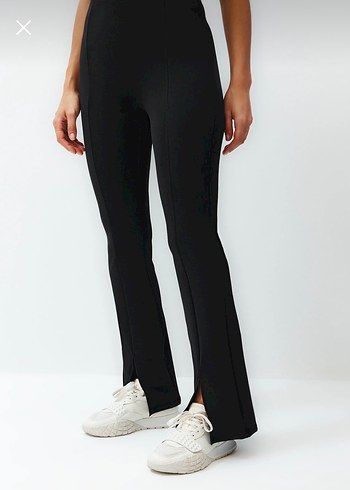 Siyah İnce Askılı Spor Tulum - Görsel 3