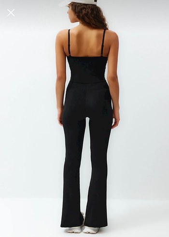 Siyah İnce Askılı Spor Tulum - Görsel 4