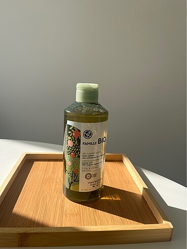 Yves Rocher Vücut ve Saç Şampuanı