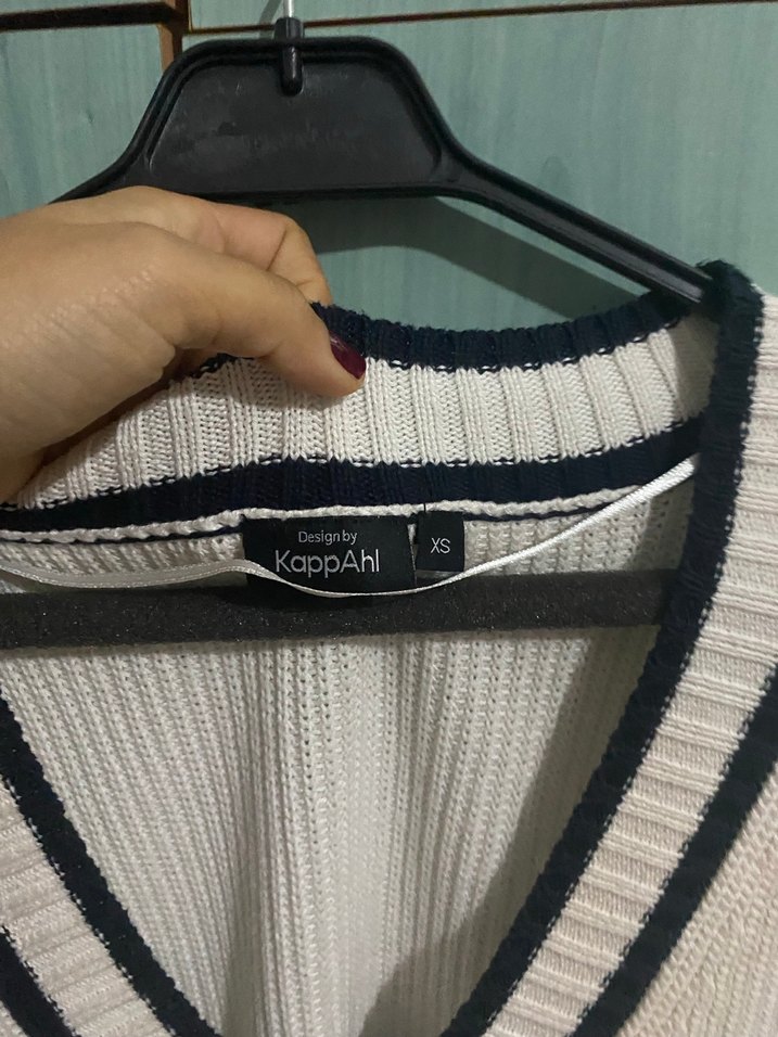 V Yaka Gri-Beyaz Kadın Triko Süveter - Görsel 3