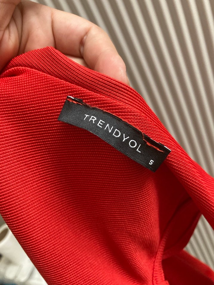 Kırmızı Fırfırlı Mini Kadın bluz - Görsel 2