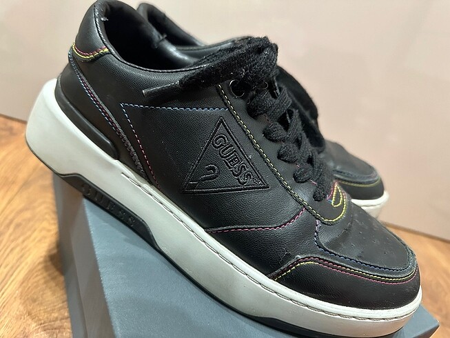 Guess Guess spor ayakkabı
