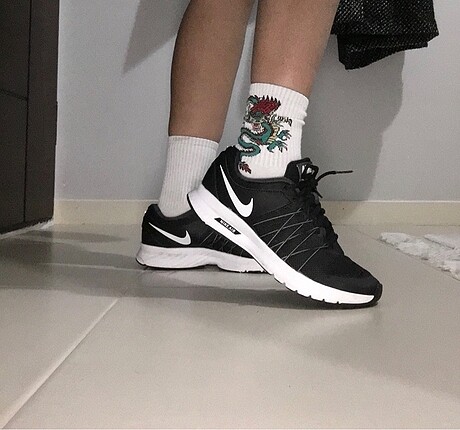 nike siyah spor ayakkabı