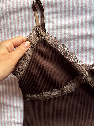 s Beden H&M dantelli kahverengi üst