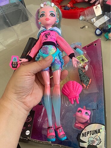 Beden Monster High Lagoona