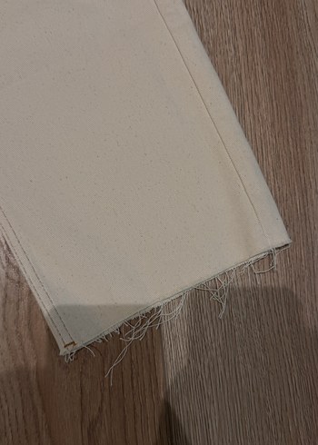 36 Beden camel Renk Karol kemerli ekru jean