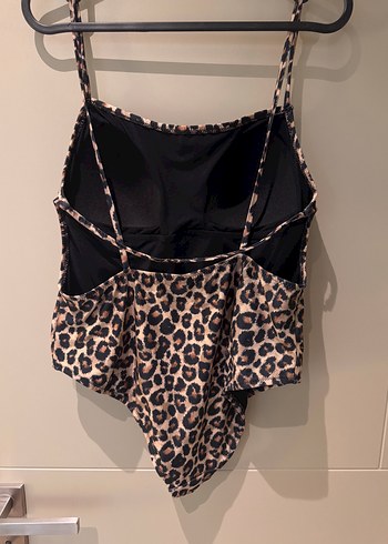 Bershka Leopar ince askılı mayo