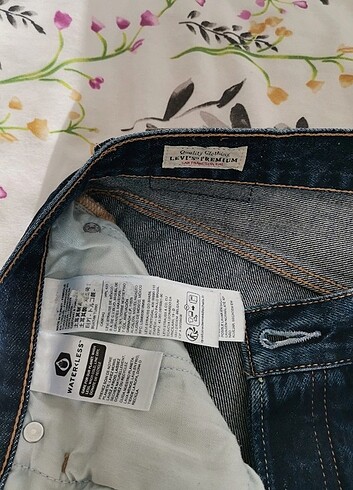 30 Beden lacivert Renk Levi's kadın kot pantolon