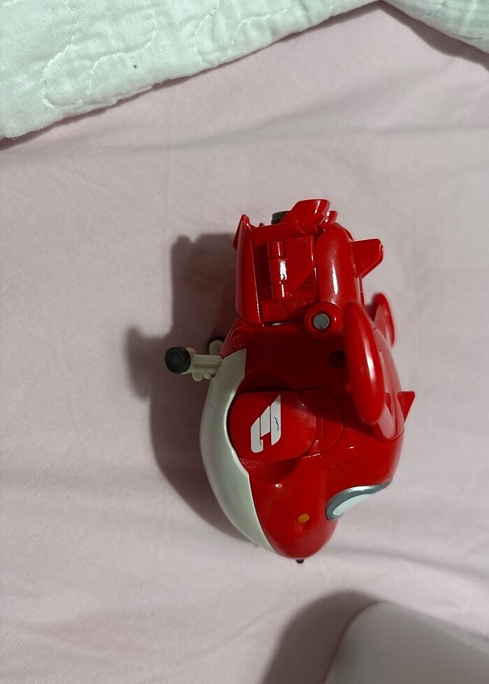 Harika Kanatlar Dönüşen Robot - Görsel 3