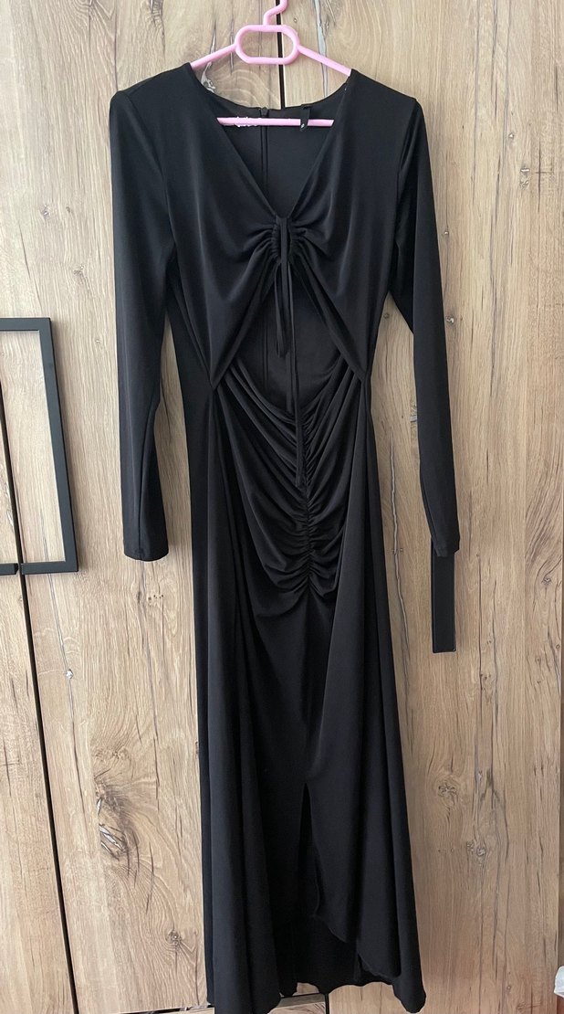 Uzun Kollu Siyah Gotik Uzun Elbise - Görsel 3