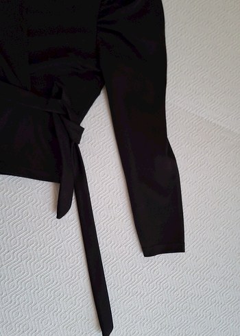 Kadın Siyah Kemerli Sıkı Bluz - Görsel 5