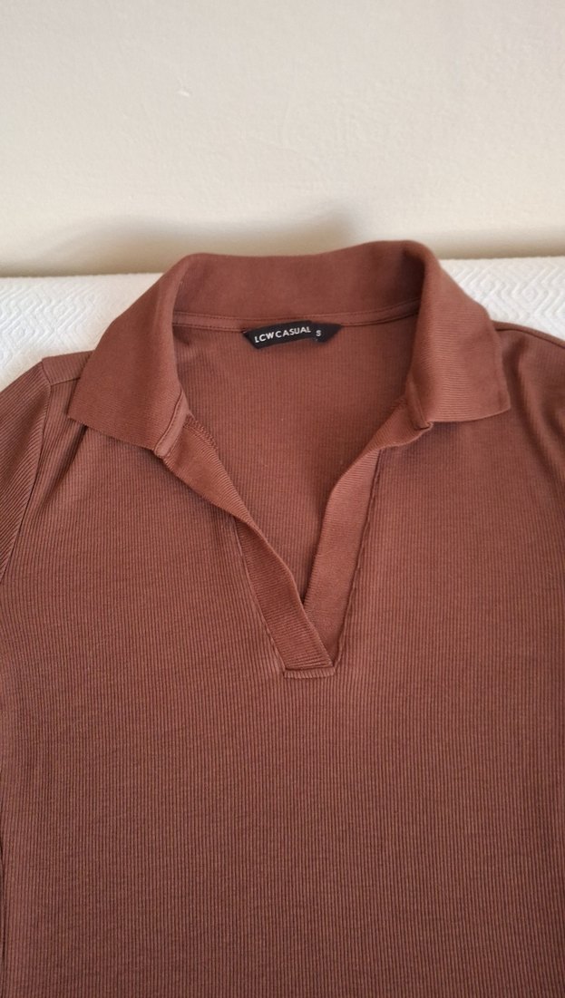 Kahverengi Uzun Kollu Yüksek Yakalı Triko Elbise - Görsel 3