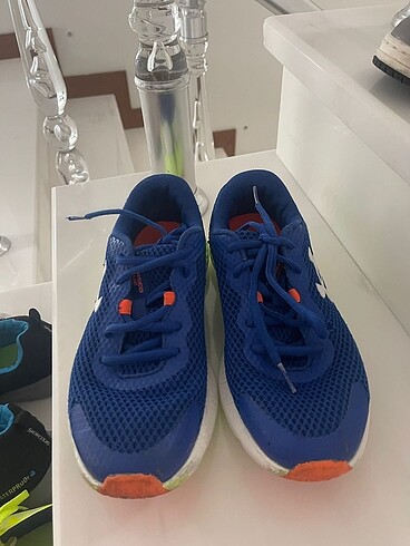 37 Beden Spor ayakkabı