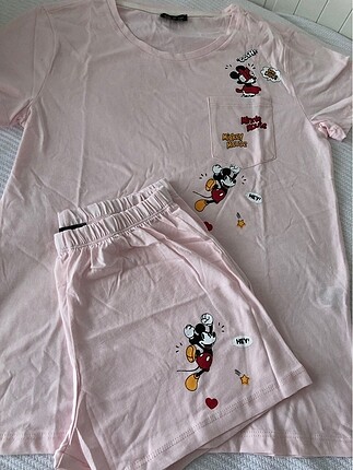 Mickey mouse şortlu takım