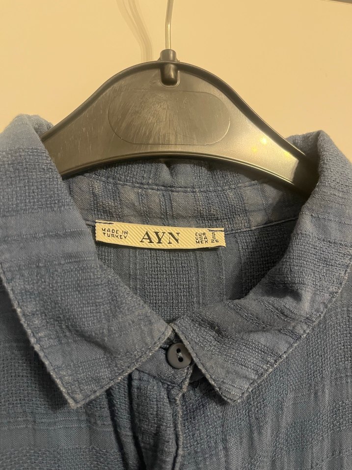 Düğmeli Mavi Kadın Gömlek - Görsel 2