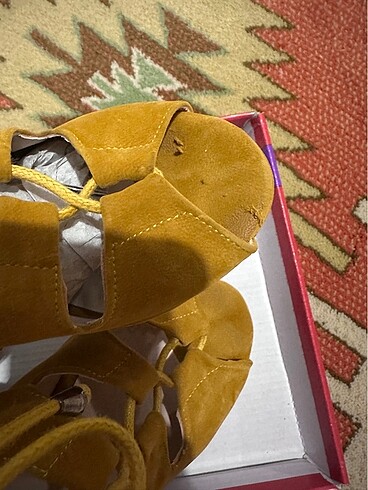 36 Beden sarı Renk Topuklu ayakkabı