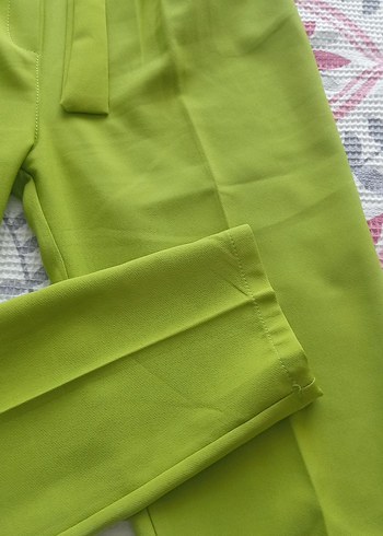 Diğer Yeşil Beli Kuşaklı Kadın Kumaş Pantolon