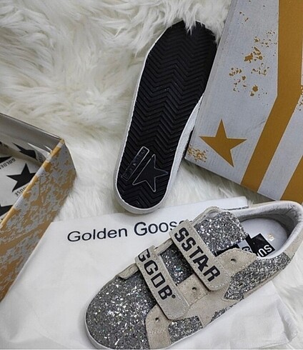 Golden Goose Deluxe Golden goose bantlı ayakkabı