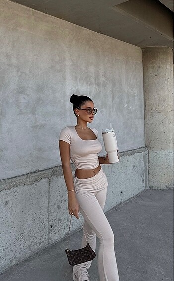m Beden Oysho model takım