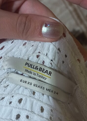 xs Beden Pull and bear beyaz elbise