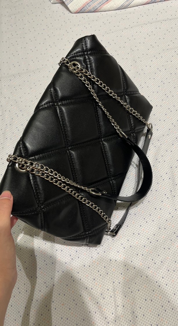 Zincir Detaylı Siyah Deri Kadın Çanta - Görsel 3
