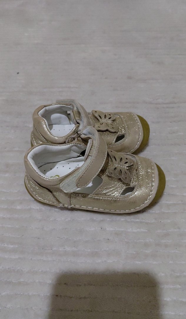 Kelebek Detaylı Kız Bebek İlk Adım Ayakkabısı 21 numara - Görsel 4
