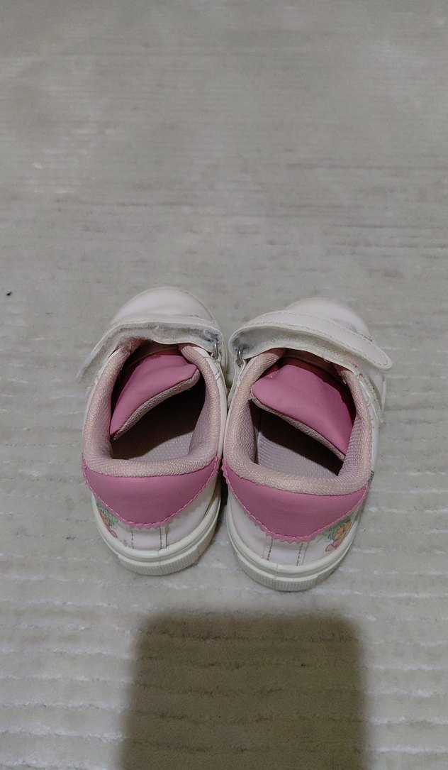 Kız Çocuk Beyaz Cırtcırtlı Spor Ayakkabı 23 numara - Görsel 3