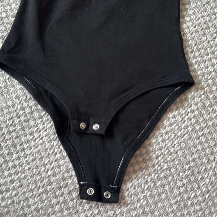 Dantelli Siyah Kız Bebek Kısa Kollu Body - Görsel 2