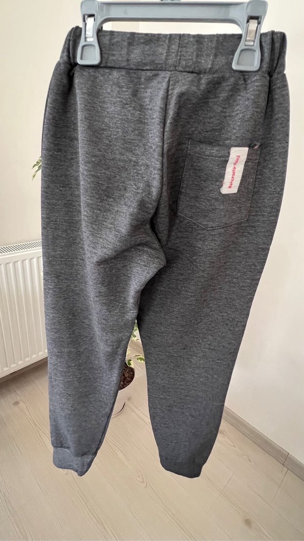 Gri Nakışlı Erkek Çocuk Rahat Kesim Eşofman - Görsel 2