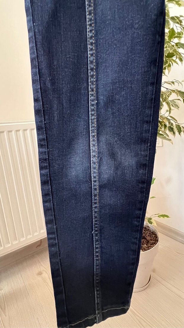 Erkek Çocuk Koyu Mavi Bol Kesim Kot Pantolon Bahçeşehir koleji - Görsel 2