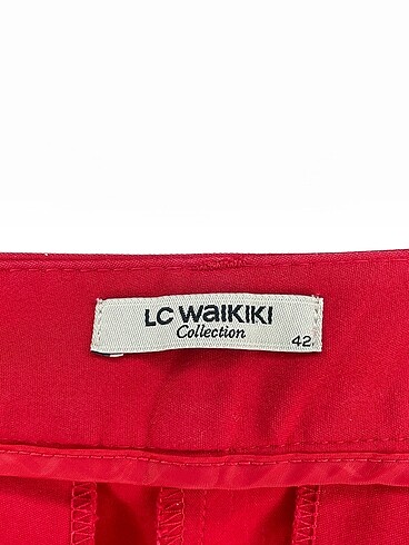 42 Beden kırmızı Renk LC Waikiki Kumaş Pantolon %70 İndirimli.