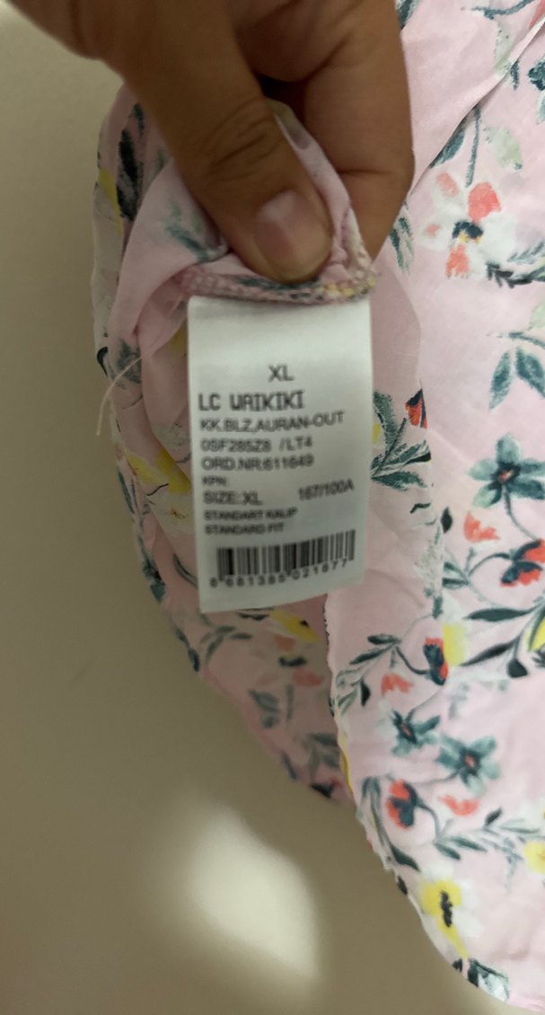 Pembe Çiçek Desenli Kolsuz Mini Bluz - Görsel 4