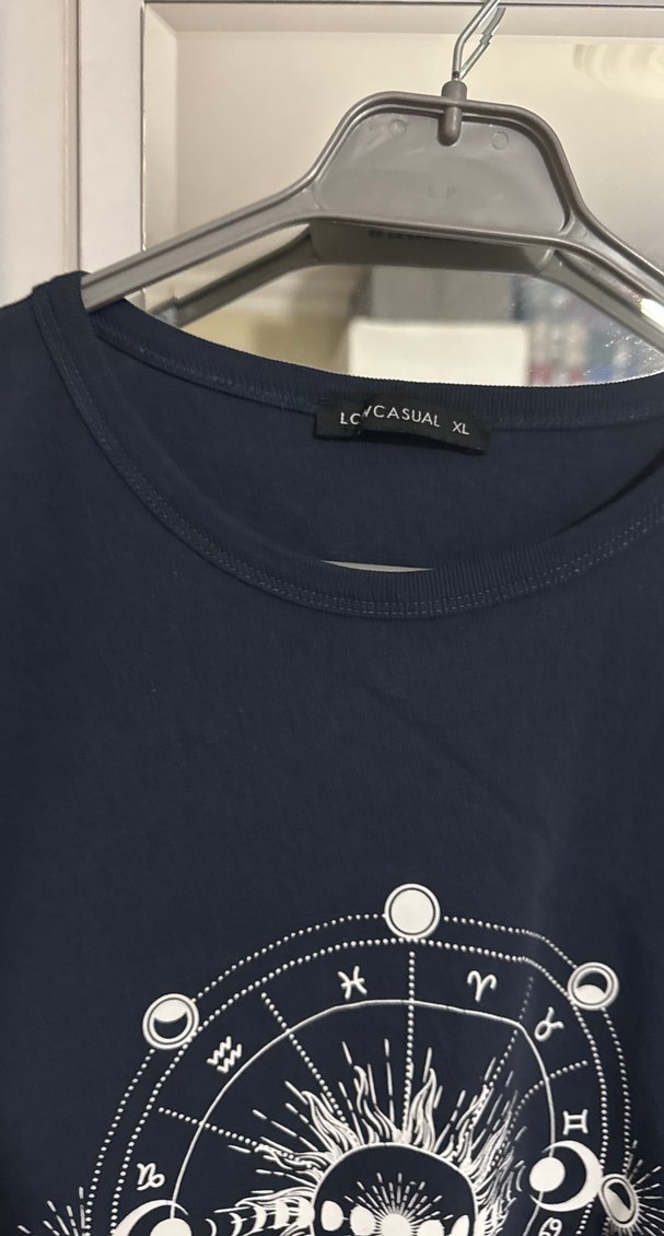 Lacivert Baskılı Yuvarlak Yaka Kadın Tişört - Görsel 2