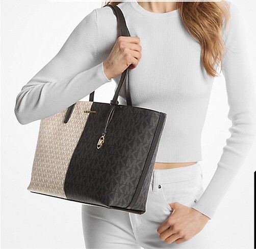 Beden siyah Renk MİCHAEL KORS TOTE ÇANTA