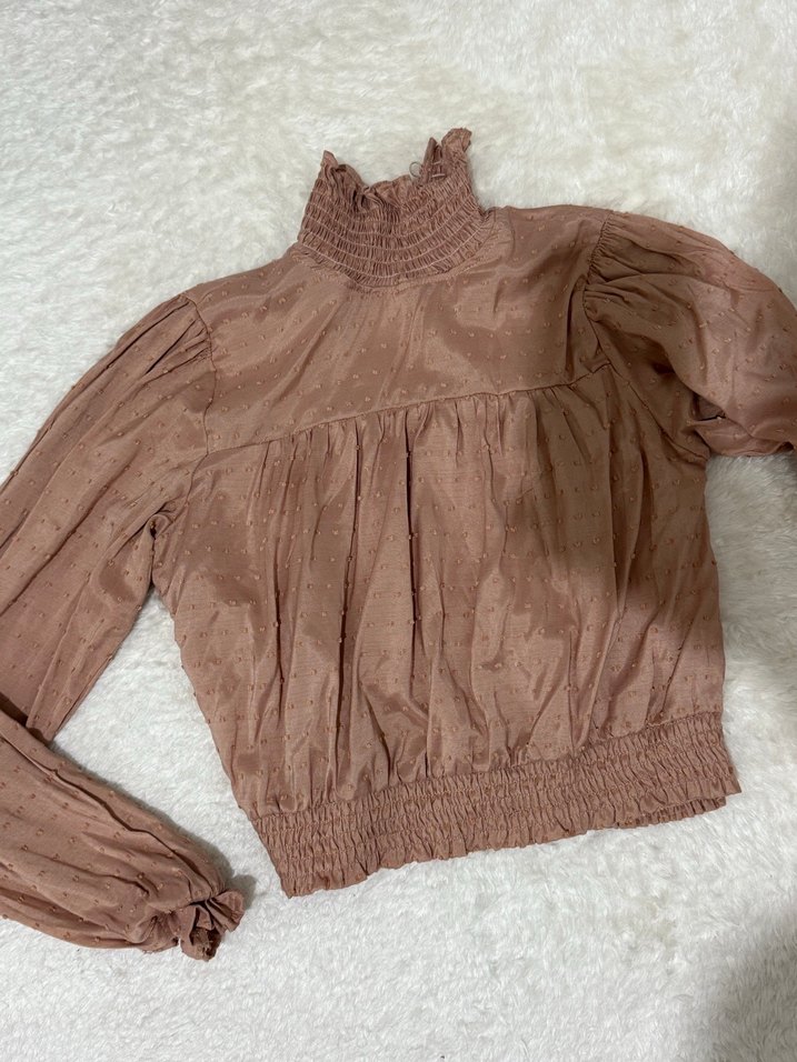 Yüksek Yakalı Kadın Bluz - Görsel 2