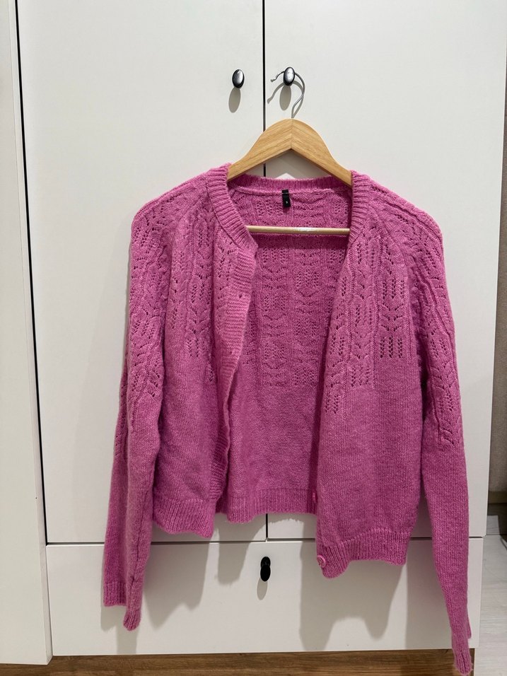 Pembe hırka - Görsel 5