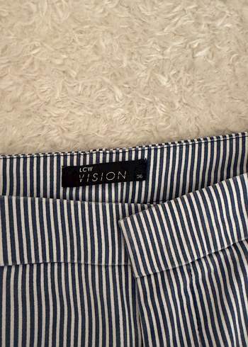 Mavi Çizgili Pilili Kumaş Pantolon - Görsel 2