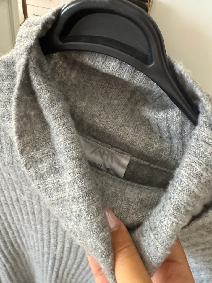 Zara yün elbise - Görsel 3