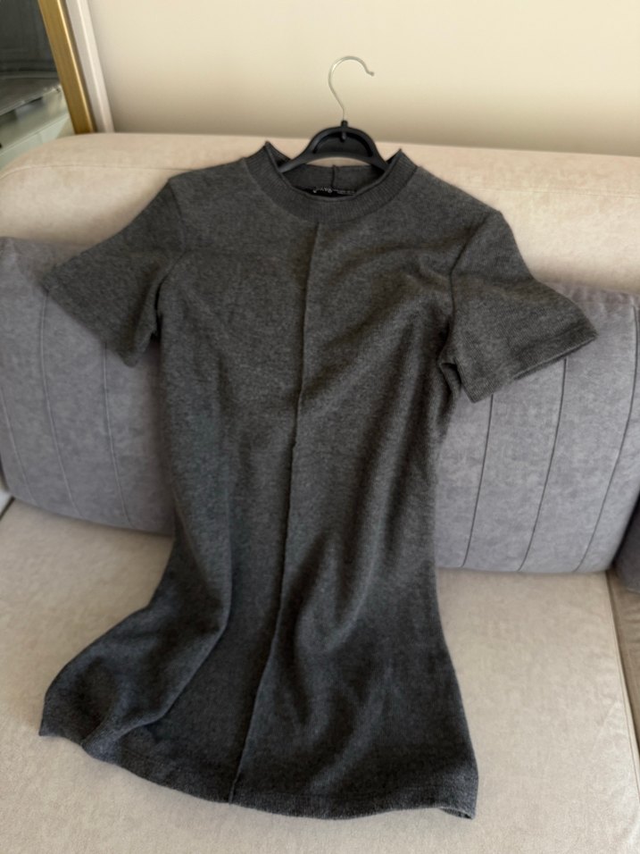 Antrasit Gri Kısa Kollu Triko Elbise - Görsel 3