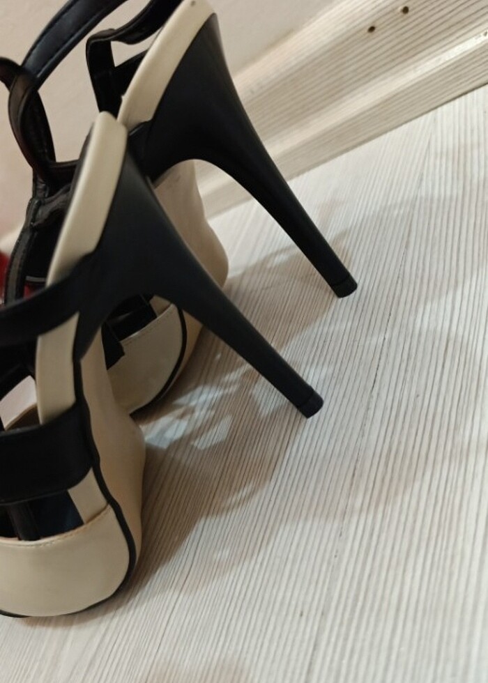 Topuklu ayakkabı  - Görsel 3