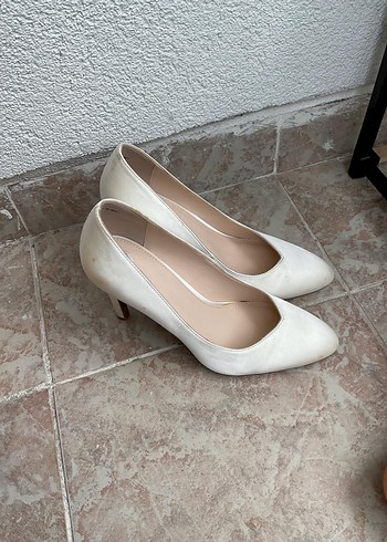 41 Beden Metalik beyaz Kadın stiletto