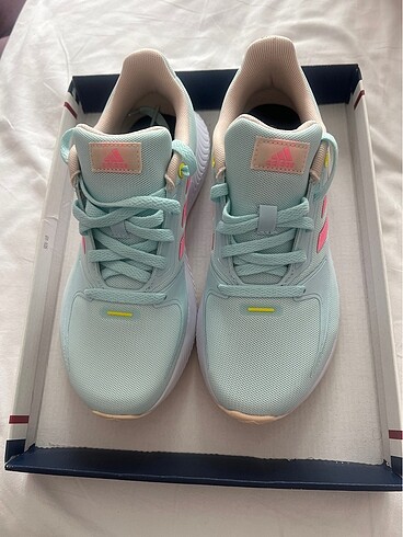 Adidas ayakkabı