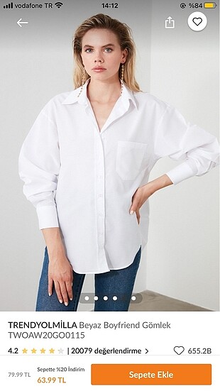 Beyaz oversize gömlek