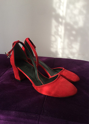 Kırmızı günlük topuklu ayakkabı 