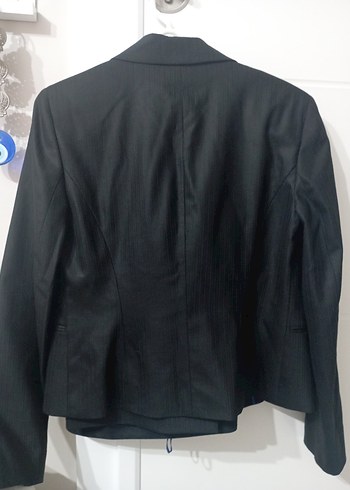 Kadın Siyah Düğmeli Ofis Takım Ceketi - Görsel 3
