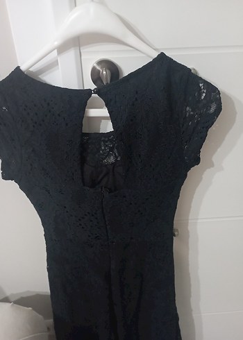 Dantel Detaylı Uzun Siyah Straplez Elbise - Görsel 6