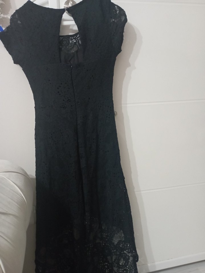 Dantel Detaylı Uzun Siyah Straplez Elbise - Görsel 5