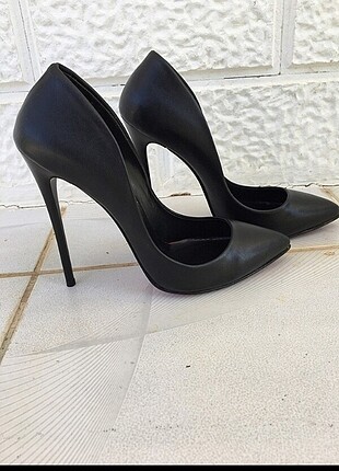 Stiletto 